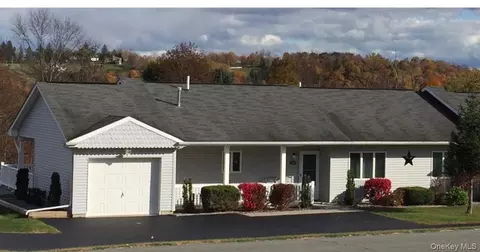 7 Villa Vista Dr #702, Delaware, NY 12723