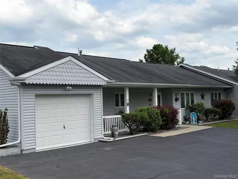 7 Villa Vista Dr #702, Delaware, NY 12723