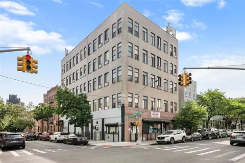 714 Seneca Ave #504, Ridgewood, NY 11385