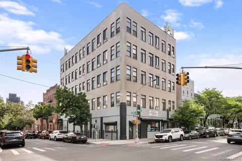 714 Seneca Ave #504, Ridgewood, NY 11385