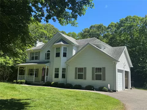 130 Mill Rd, Yaphank, NY 11980