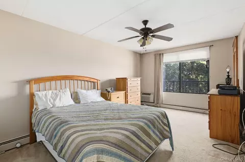 Bedroom - 150 Overlook #5F, Peekskill, NY 10566 photo 2 of 5