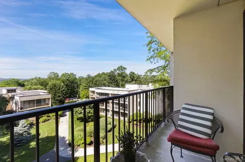 Exterior - 150 Overlook #5F, Peekskill, NY 10566 photo 2 of 12