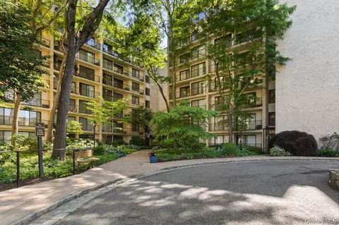 Exterior - 150 Overlook #5F, Peekskill, NY 10566 photo 4 of 12