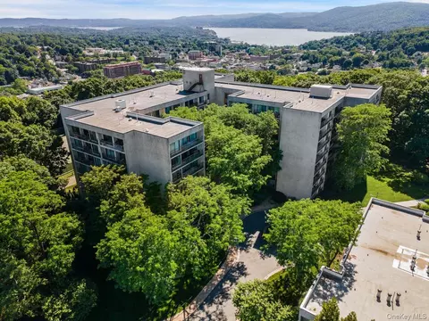 Other - 150 Overlook #5F, Peekskill, NY 10566 photo 2 of 16