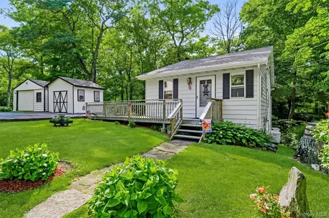 Exterior - 3 Echo Trl, Monroe, NY 10950 photo 1 of 11