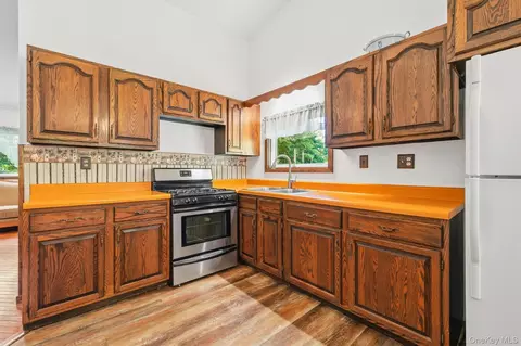 Kitchen - 3 Echo Trl, Monroe, NY 10950 photo 1 of 3