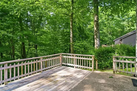 Exterior - 3 Echo Trl, Monroe, NY 10950 photo 4 of 11