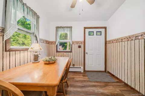 Entry Way - 3 Echo Trl, Monroe, NY 10950 photo 4 of 7