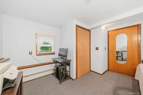 Entry Way - 3 Echo Trl, Monroe, NY 10950 photo 7 of 7