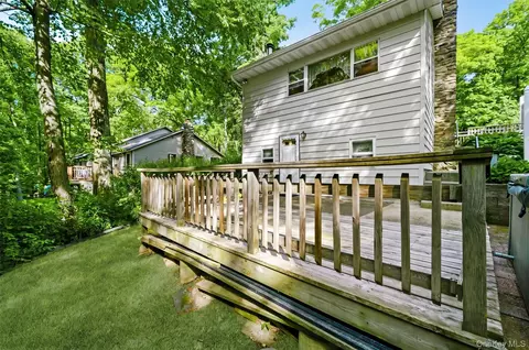 Exterior - 3 Echo Trl, Monroe, NY 10950 photo 3 of 11