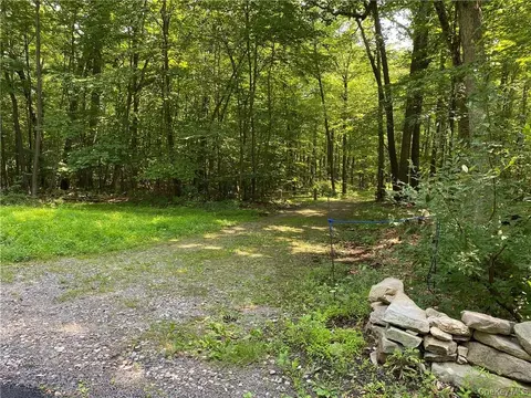 554 E 545 E Mountain Rd N, Philipstown, NY 10516 photo 2
