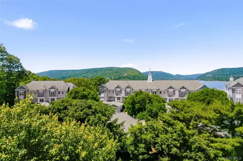 View/Area - 125 Riverbend Dr, Peekskill, NY 10566 photo 2 of 3