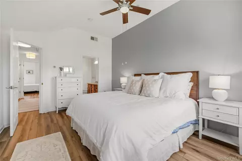 Bedroom - 125 Riverbend Dr, Peekskill, NY 10566 photo 2 of 4