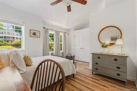 Bedroom - 125 Riverbend Dr, Peekskill, NY 10566 photo 3 of 4