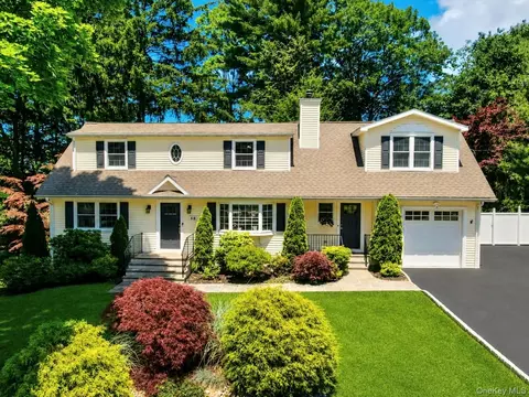 59 Chester Pl, Mount Pleasant, NY 10594