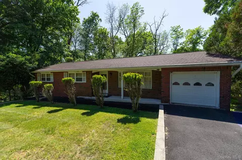81 Hempstead Rd, Ramapo, NY 10977
