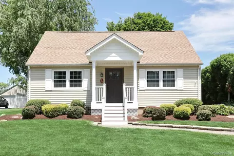 25 Amory Ave, Orangetown, NY 10965
