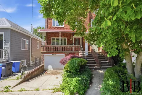 2612 E 28th St, Brooklyn, NY 11235