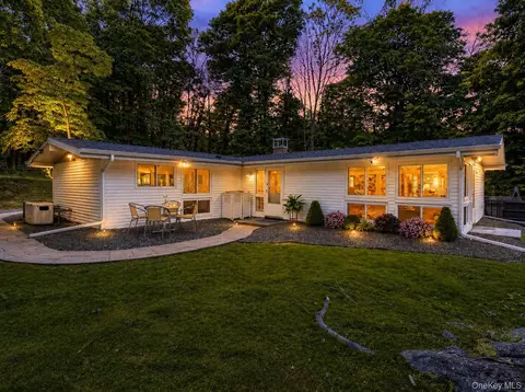 44 White House Rd, Greenburgh, NY 10607