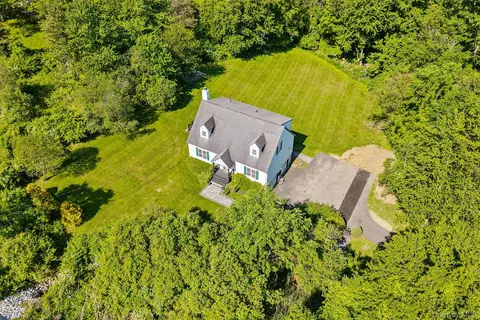 635 Milltown Rd, Southeast, NY 10509
