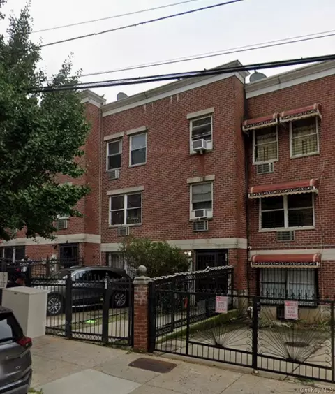 574 E 170th St, New York, NY 10456