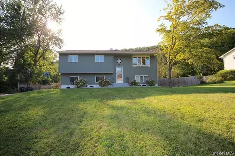 352 Lake Shore Dr, Monroe, NY 10950