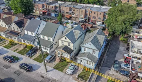 11133 173rd St, Jamaica, NY 11433