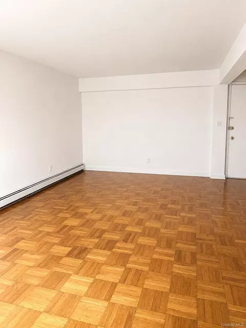 13405 Dahlia Ave #11-1B, Flushing, NY 11355