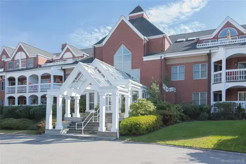 333 N State Rd #45, Briarcliff Manor, NY 10510