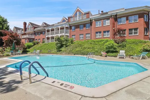 333 N State Rd #45, Briarcliff Manor, NY 10510