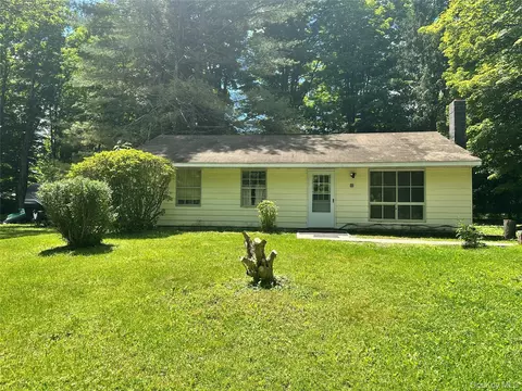 2 Forest Dr, Mamakating, NY 12790
