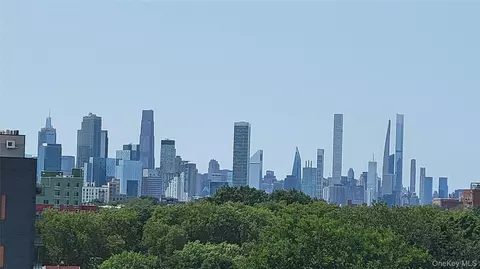 70-65 Queens Blvd #9I, New York, NY 11377