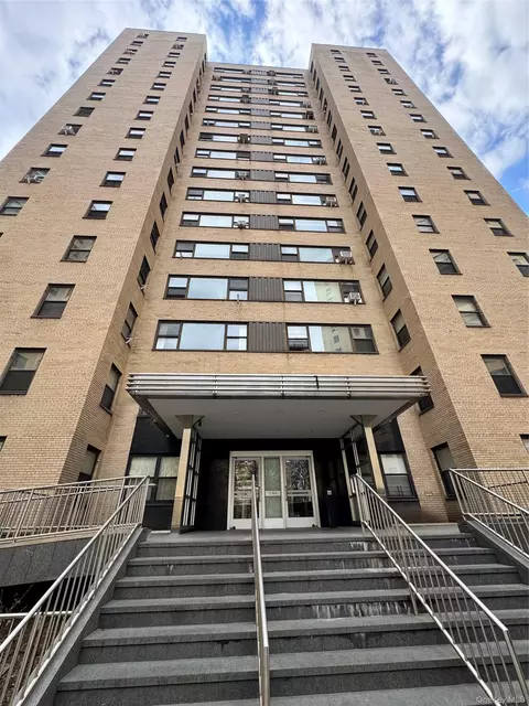 1 Fordham Hill Oval #3G, New York, NY 10468
