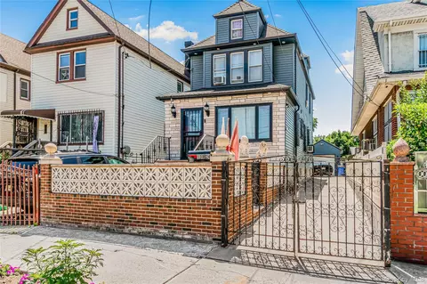 138-24 95th Ave, Jamaica, NY 11435