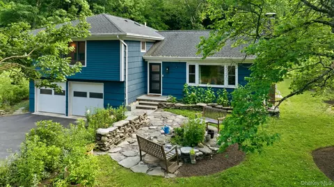 119 Mustato Rd, Katonah, NY 10536