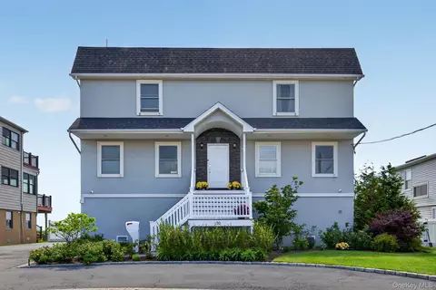 30 Milton Rd, Babylon, NY 11702
