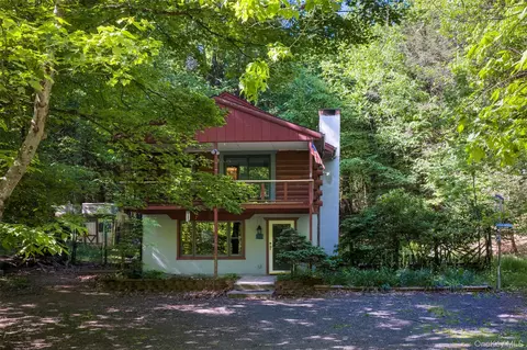 162 Terrace Dr, Lexington, NY 12452