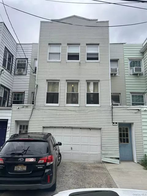 27 Loudoun St, Yonkers, NY 10705