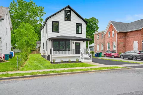 25 S Remsen Ave, Wappinger, NY 12590