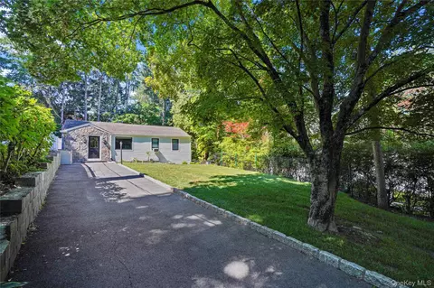 80 Bischoff Ave, New Castle, NY 10514