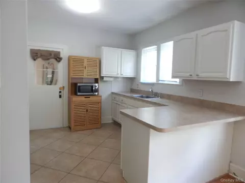 321 Spring St, Ossining, NY 10562 photo 9
