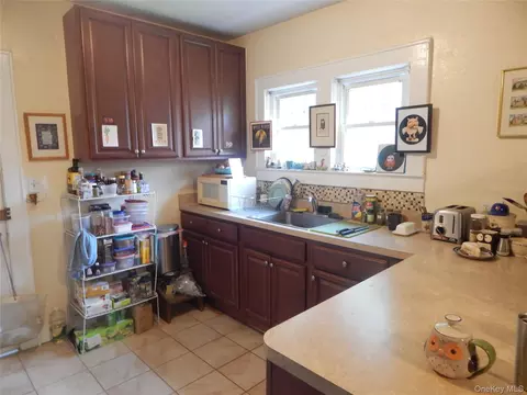 321 Spring St, Ossining, NY 10562 photo 17