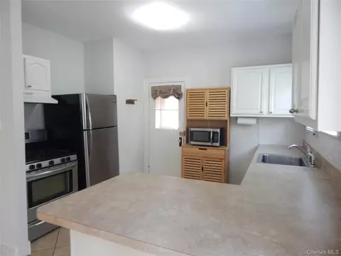 321 Spring St, Ossining, NY 10562 photo 10
