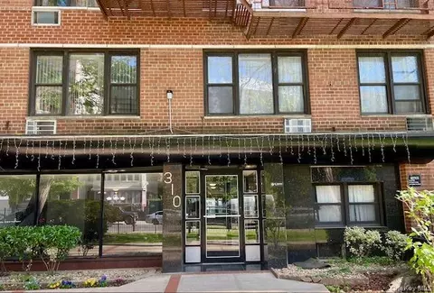 310 Lenox Rd #4U, Brooklyn, NY 11226