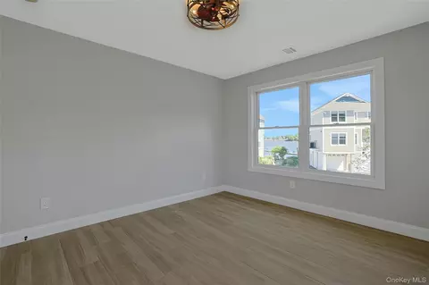 Bedroom - 74 Beach Rd, Stony Point, NY 10980 photo 4 of 6