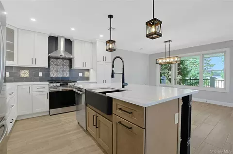 Kitchen - 74 Beach Rd, Stony Point, NY 10980 photo 2 of 6