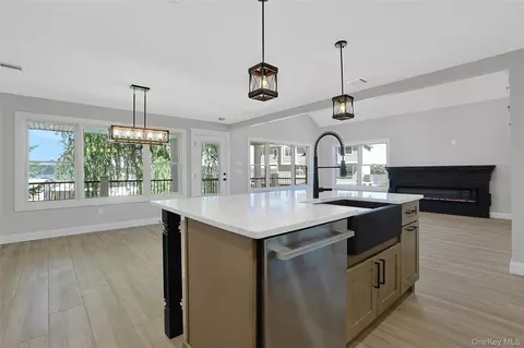 Kitchen - 74 Beach Rd, Stony Point, NY 10980 photo 6 of 6