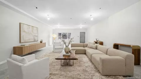 506 Van Nest, New York, NY 10460