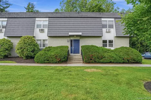 19 White Gate Rd #J, Wappinger, NY 12590